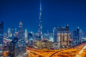 Dubai Real Estate Market Update (2024) – Analyze current trends, growth sectors, and investment opportunities.