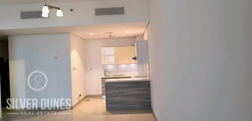 Spacious Lay Out One Bedroom | Near Metro Station | Open View